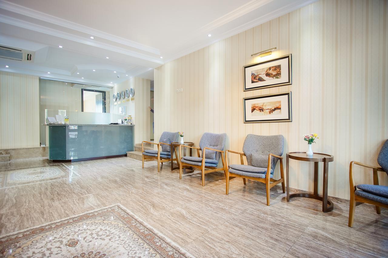 Gtm Plaza Hotel Tbilisi Exterior photo
